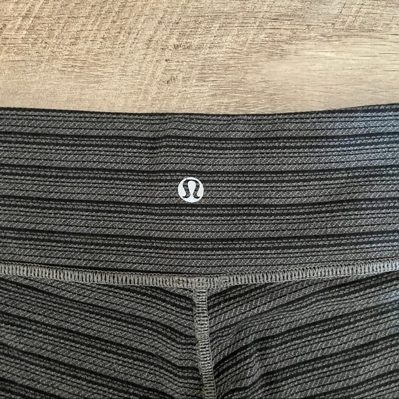 Lululemon Wunder Under Crop II Leggings Stripe Deep Coal Gray Luon 4 Yoga Pants - Picture 7 of 8